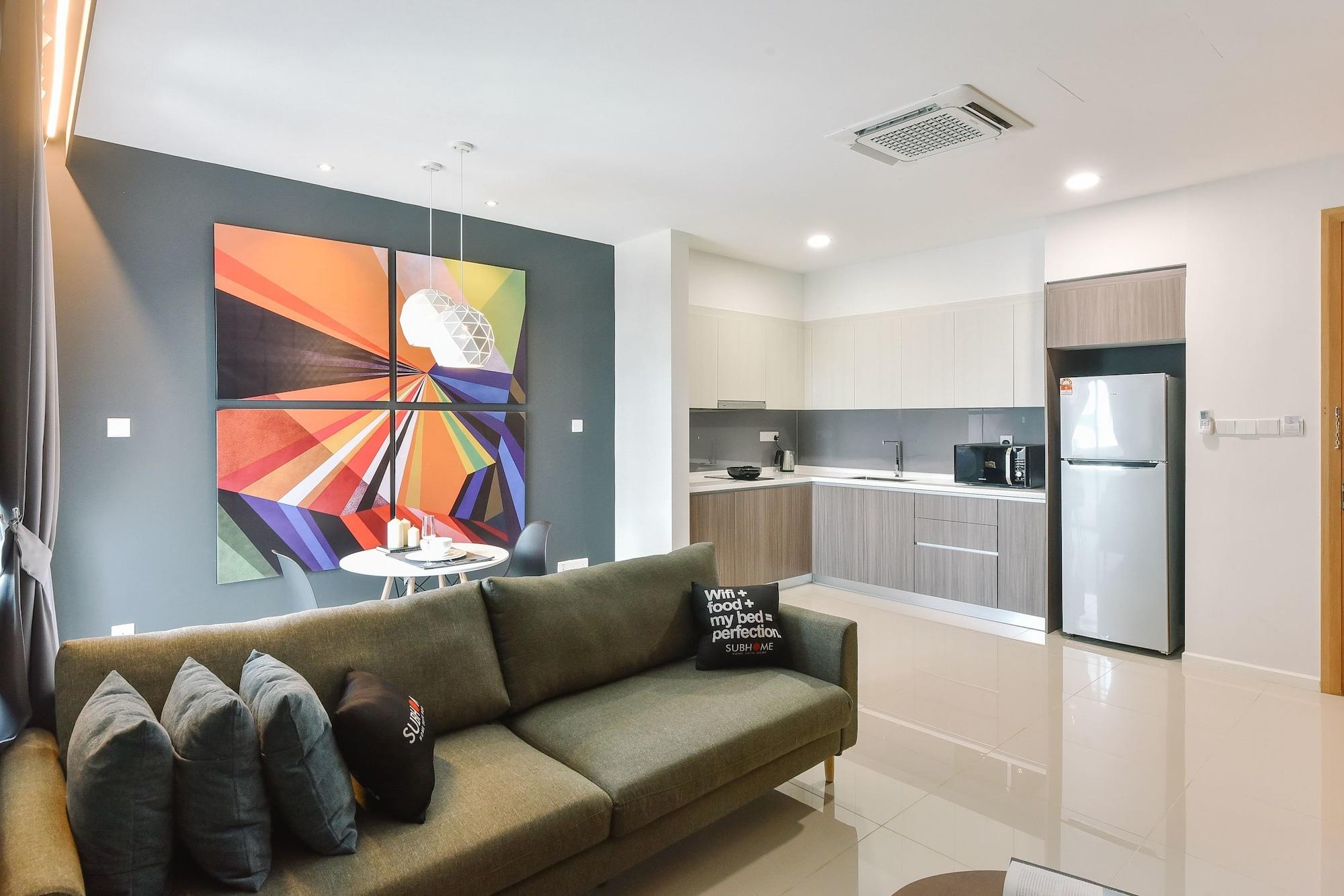 Suasana Private Suites By Subhome Джохор Бахру Екстериор снимка
