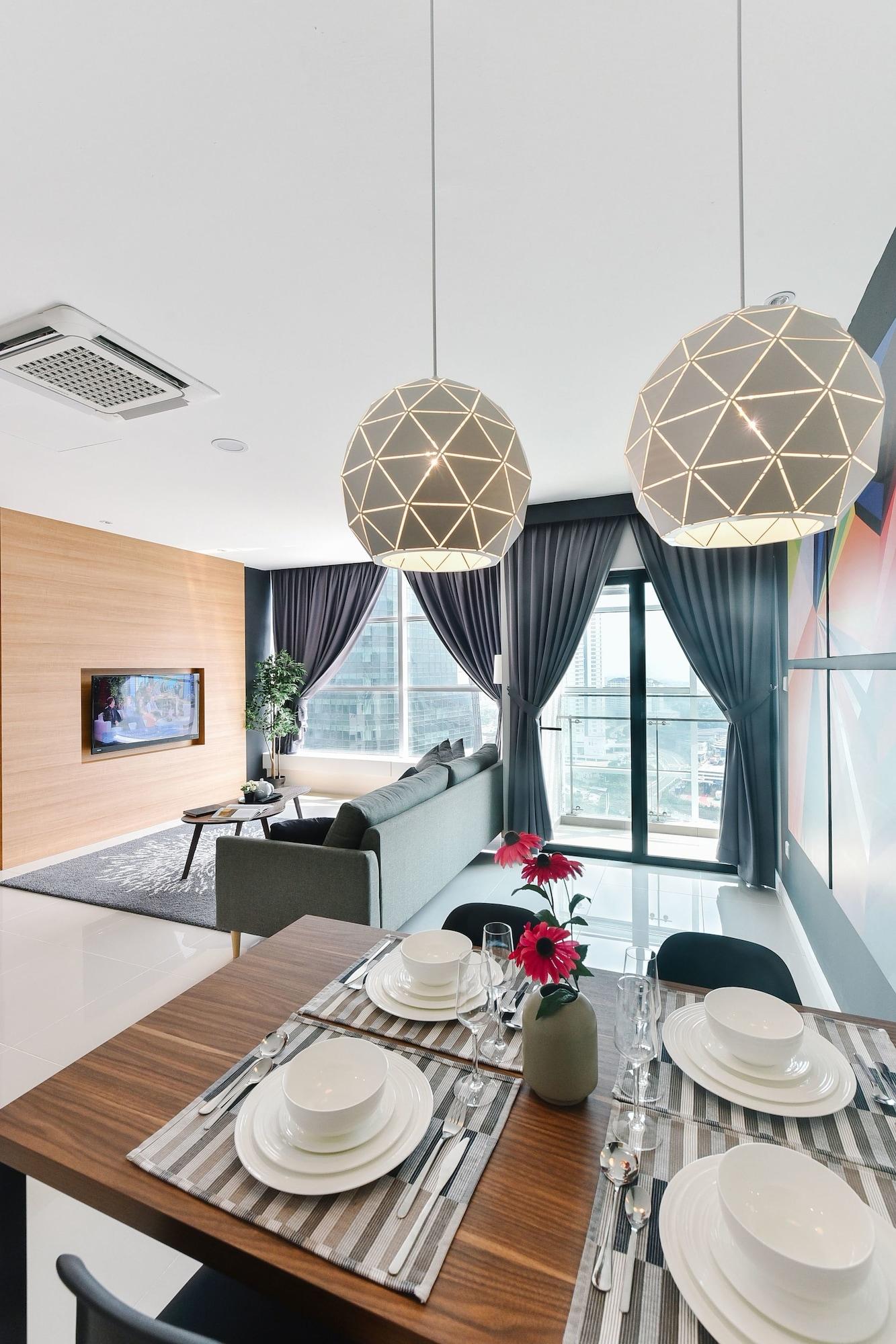 Suasana Private Suites By Subhome Джохор Бахру Екстериор снимка